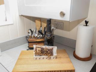 Hillside Hut - Ashbourne - 2