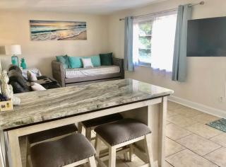 Cozy home with one bedroom - Cape Coral - 4