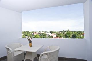 Goldberry Suites & Hotel Mactan - Mactan - 8