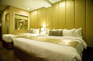 Goldberry Suites & Hotel Mactan - 6