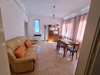 J & J RESIDENCE LIKE HOME - Ocna Mureş - 8
