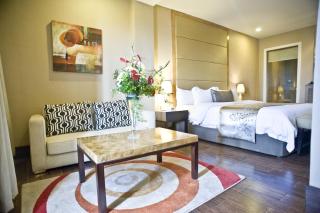 Goldberry Suites & Hotel Mactan - Mactan - 0