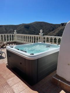 Rojo - An apartment with shared pool & hot tub with stunning views in Oria - Oria - 6