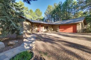 Dog-Friendly Home on Pinetop Lakes Course! - Indian Pine - 8