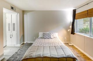 Pet-Friendly Austin Condo with Pool, Near Downtown - Austin - 4