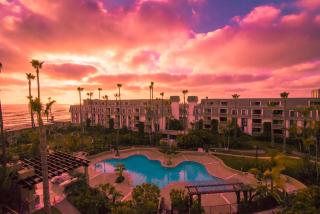 F9 - Beach Cottage Getaway - Oceanside - 4