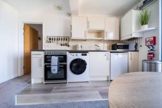 Newquay Sunset & Sea View Apartment in Town Centre - Newquay - 7
