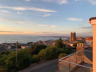 Newquay Sunset & Sea View Apartment in Town Centre - Newquay - 3