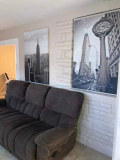 Hidden Gem 3br/1b+Jacuzzi+busch garden+fishn+kayak - Tampa - 9