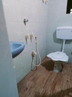 Terrace garden & Unique 1 bedroom AC rental unit in Haldia - Haldia - 8