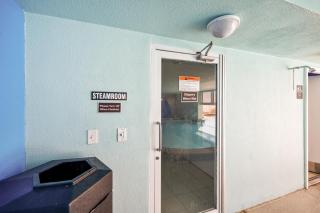 Tropic Winds Condominium #607 by Book That Condo - Panama City Beach - 3