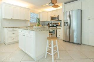 8BD Fort Pierce Beach Getaway - Great for Families and Groups - Fort Pierce - 3