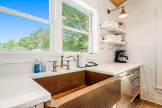White Pines Cottage - Glen Arbor - 2