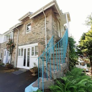 Peaceful and Stunning Waterside Location - Helensburgh - 0