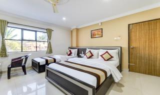 PLEASANT STAYS Hotel - Chennai - 0