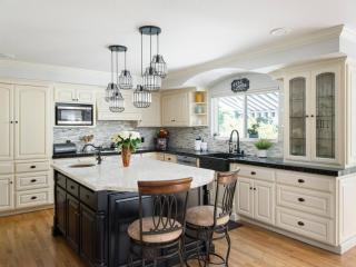 Luxury 5br 3 5ba w Pool & Hot Tub - 9