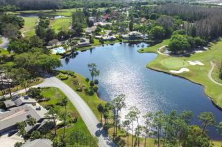 Golf and Tennis Community - 14th Hole Golf Course Views! - Wesley Chapel - 3