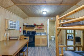 Briceville Cabin with River Access and Mountain Views! - - 4