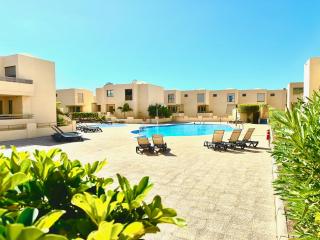 Pambnb - 250m to Beach, Family Pools, Wi-Fi & BBQ - Granadilla de Abona - 9