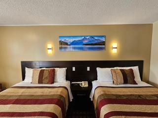 Fox Motor Inn - Napanee - 1