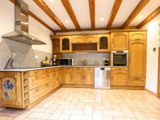 Demi-chalet, 4 chambres, sauna, accès facile aux remontées, idéal pour 11 pers. - FR-1-676-18 - Châtel - 4