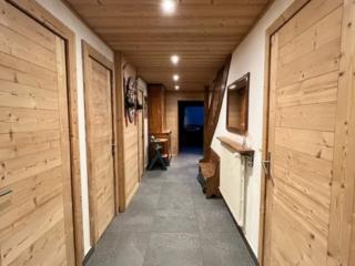 Spacieux chalet 7 pièces, 6 salles de bains, 14 personnes, proche centre et remontées, Châtel - FR-1-676-152 - Châtel - 3