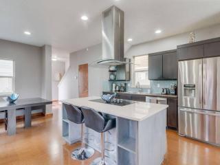 Brand New Downtown Modern 5 Beds, 3 Full Baths Vermont Avenue, Boise - Boise - 0