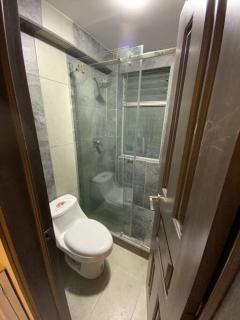 Bonito apartamento remodelado en excelente sector - Cuenca - 8