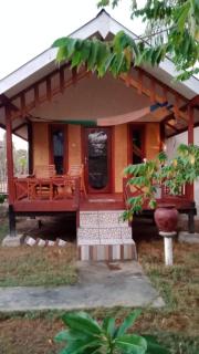 Why Not Bar And Bungalows #2 - Pawenang - 7