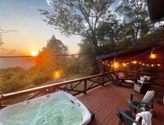Mossy Falls Cabin by Leavetown Vacations - - 0