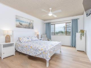 Beach Interlude - Hosted by Holiday Management - Kingscliff - 3