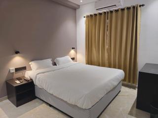 7 The Business Hotel - 6