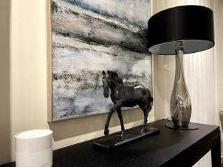 2BR Urban Vista Retreat CHCL F7 - 8