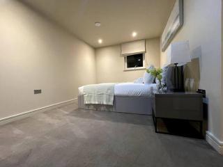 2BR Urban Vista Retreat CHCL F7 - 2