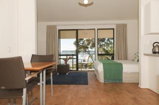 Beachfront Resort - 7