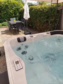 Huisje nr. 18 met jacuzzi - Putten - 9