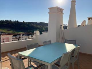 Luxury private property-pool, unique sun roof, free wifi - 1