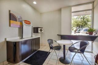 Motel 6-Cedar Park, TX - Cedar Park - 6