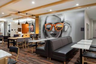 Hawthorn Extended Stay by Wyndham Pflugerville - 1