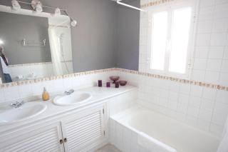 Sleepin Sevilla Catedral - 1