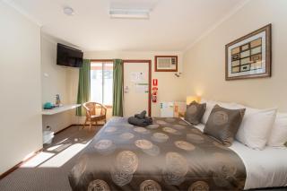 Ardrossan Hotel Motel - 7