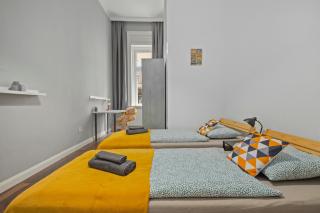 Colourful apartments in the party district - Budapest - 4