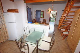 Foinikas Rooms - Eratini - 7