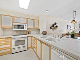 Waterfront, Spa/Pool, Private Paradise On LBK! - Longboat Key - 5