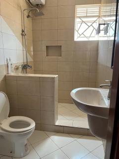 Vee's place - Buwate - 4
