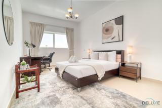 Ritzy 1BR at Global Golf Residence 2 Sports City by Deluxe Holiday Homes - Dubai - 6