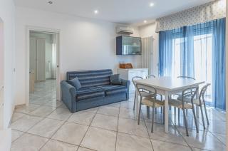 Pescara SeaView Apartment with Private Parking! - Pescara - 8