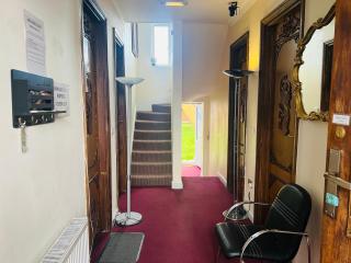 Aron Guest House - Stadtteil Ealing - 2
