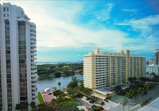 Castle 1118 Studio BayView Direct Beach Access, Tennis, Pool, Restaurants, Free Parking - Miami Beach - 6