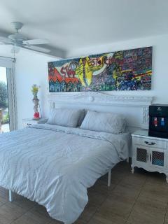 Castle BTH2 Stunning Oceanfront Townhouse, Private Beach Access, Private Pool Access, Tennis and Free Parking! - 9
